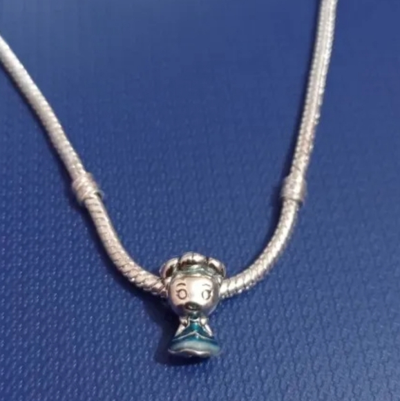 Cindrella Charm 1 piece only - Picture 2 of 6